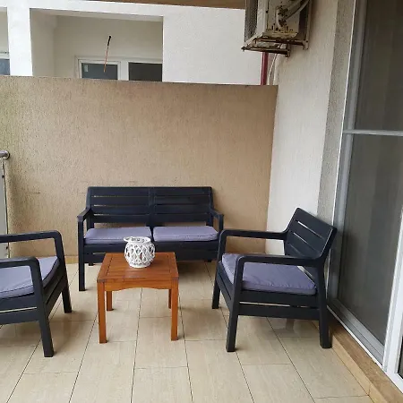 דירה Studio Alexia אפורי נורד